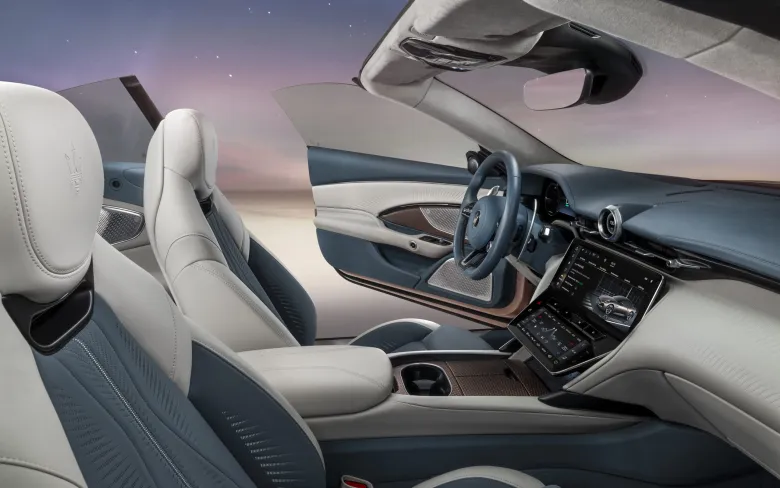2025 Maserati GranCabrio Folgore Interior Image 6