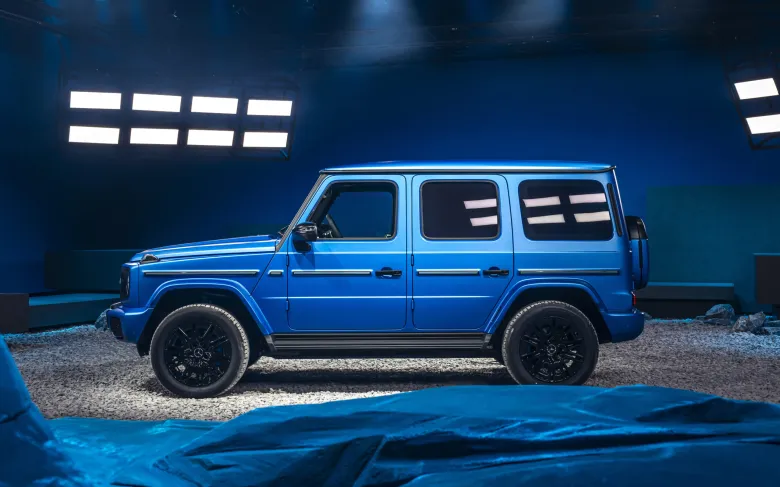 image 2 2025 Mercedes-Benz Electric G-Class revealed