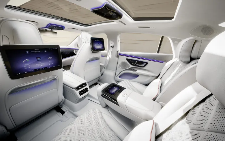 2025 Mercedes-Benz EQS Sedan Interior Image 2