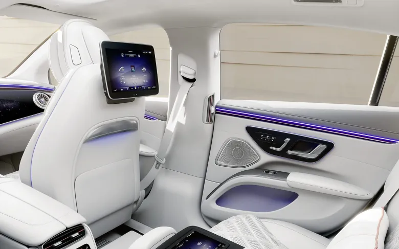 2025 Mercedes-Benz EQS Sedan Interior Image 3