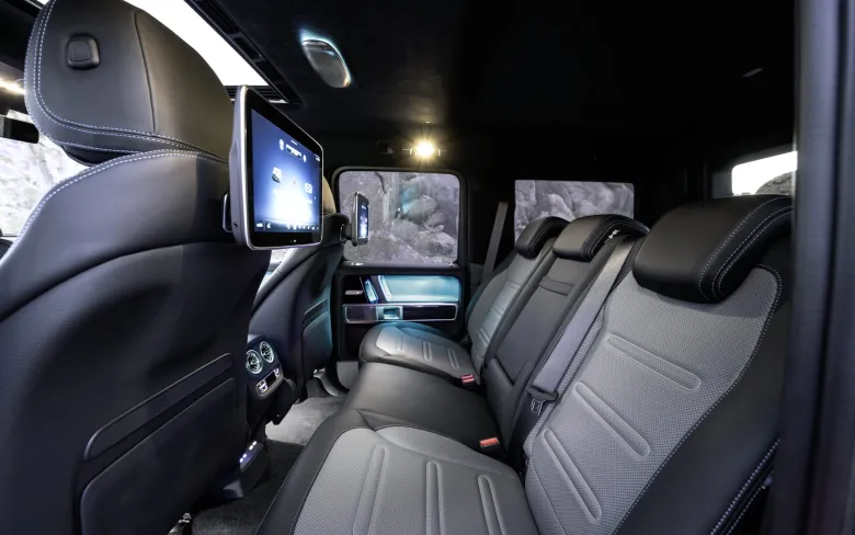 Mercedes-Benz Electric G-Class Interior Image 7