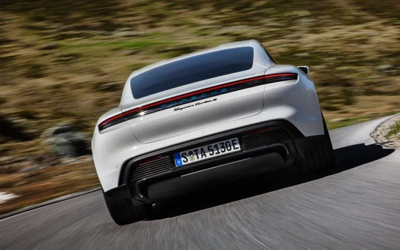 image 10 Porsche Taycan Turbo S best electric cars