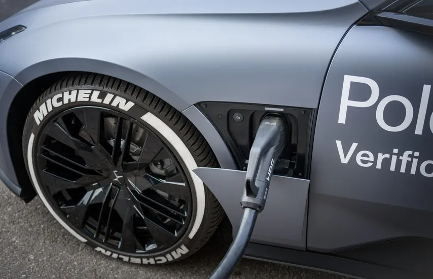 Polestar 5 Prototype Charges from 10% to 80% in just 10 Minutes