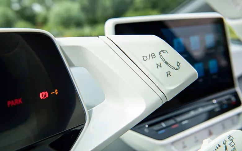 9 2024 Volkswagen iD.3 best electric hatchback image