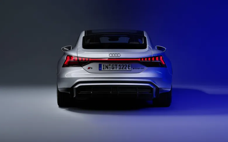 2024 Audi e-tron GT Exterior Image 24