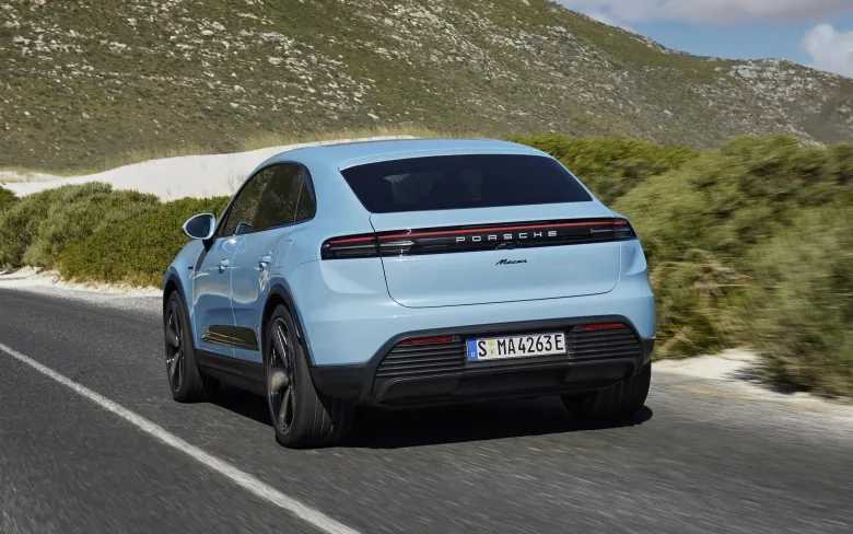 Porsche Macan EV Base model Exterior Image 5