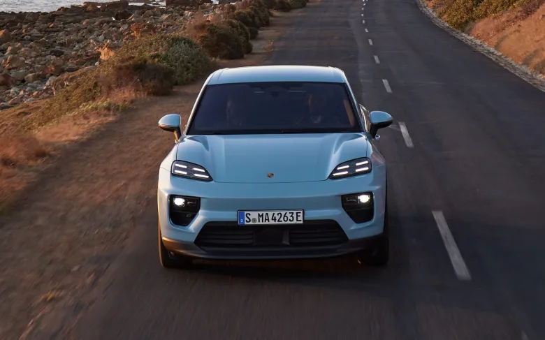 Porsche Macan EV Base model Exterior Image 7